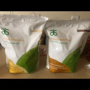 Arbonne Essentials